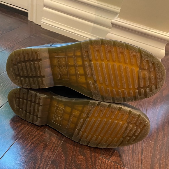 Dr. Martens Black 2976 Smooth Leather Chelsea Boots - Picture 8 of 8